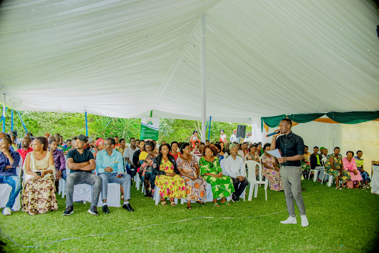 A Celebration of Transfoooormation: Graduation of 220 Households from Hope of Family Programs